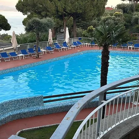 Apartment Il Poggetto Giardino Terrazza Piscina